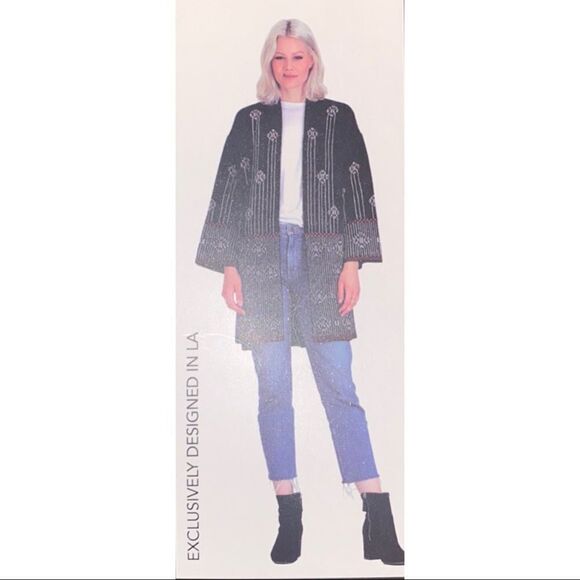 ✨HP✨Black & Ivory Geometric Open Cardigan✨ - Picture 1 of 5